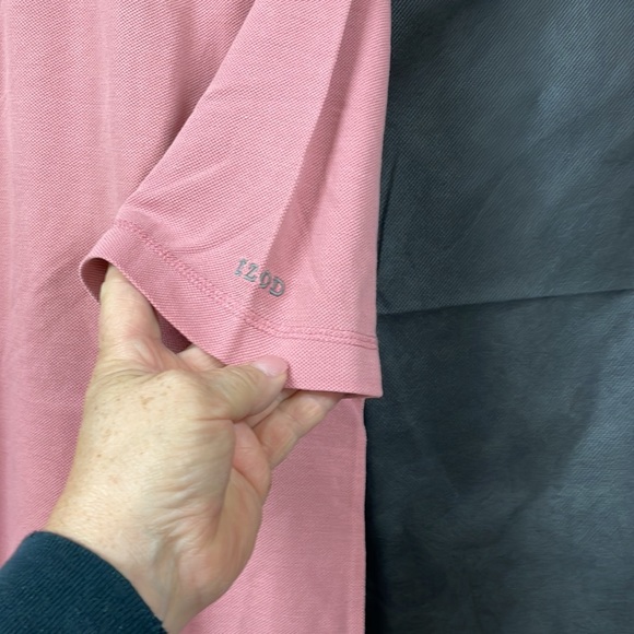 Izod Pull Over Short Sleeve  Button Shirt - Picture 3 of 7